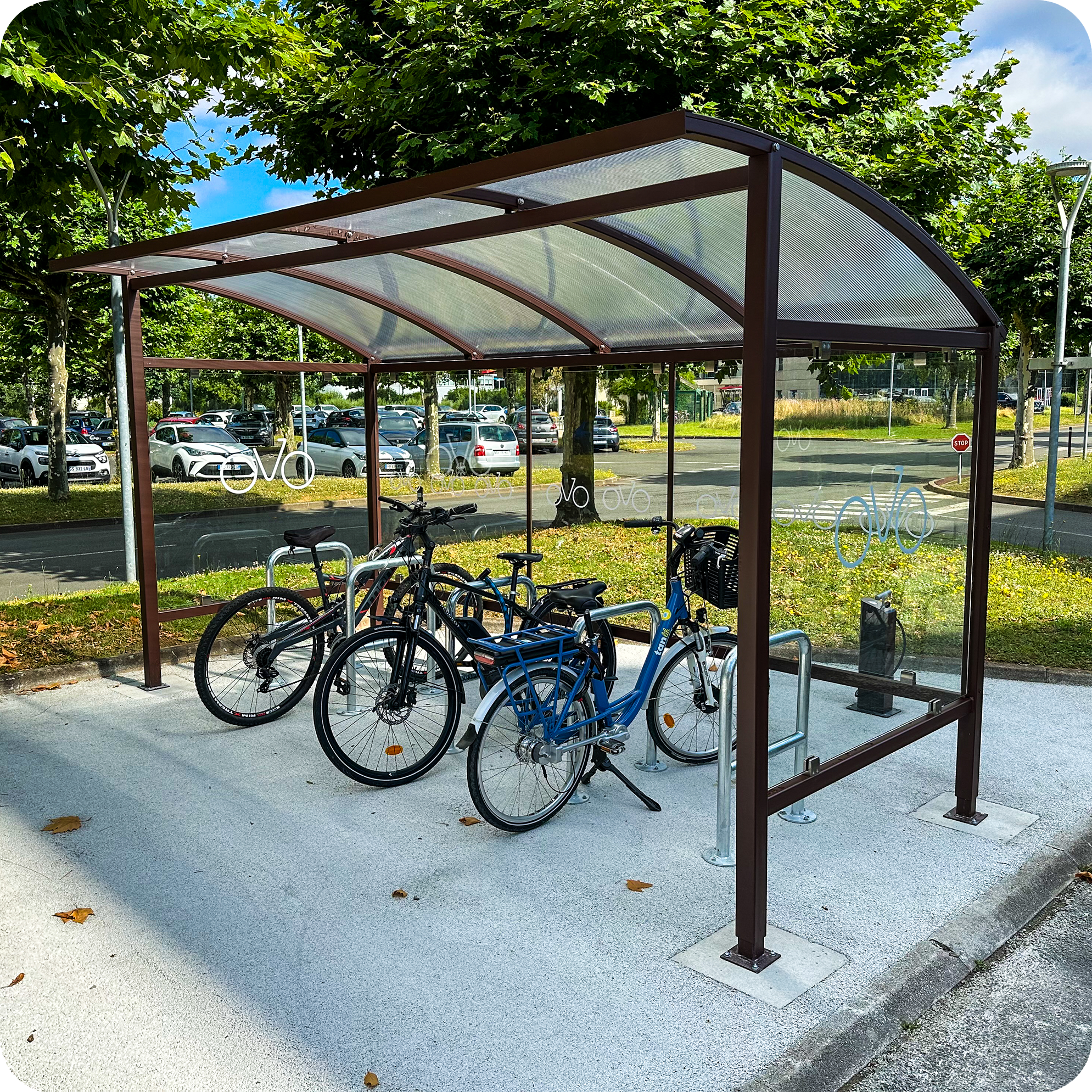 abri vélo ouvert